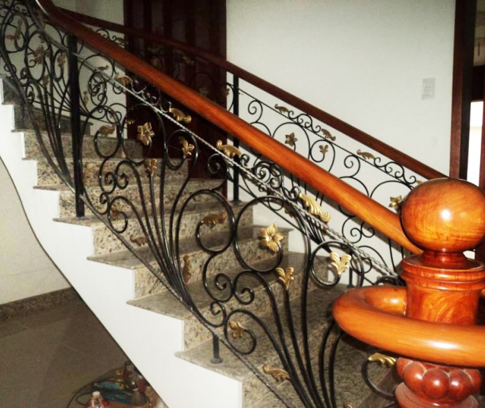 Cầu thang sắt nghệ thuật Châu Âu MDSCA01